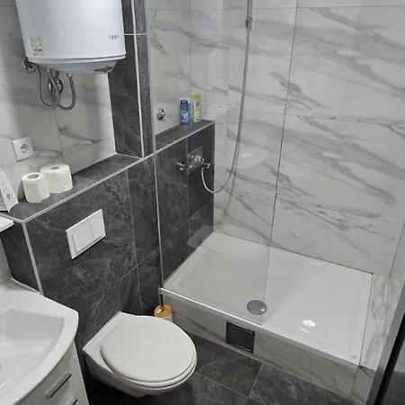Mini Raj Apartman *
