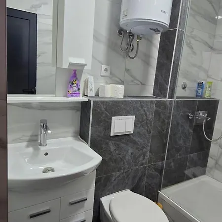 Mini Raj Apartman *